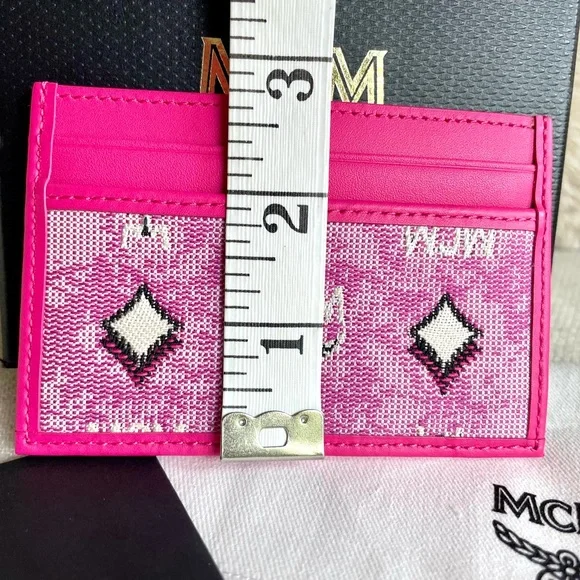 NWTIB MCM PINK CARD HOLDER AND DUSTBAG - Picture 4 of 5